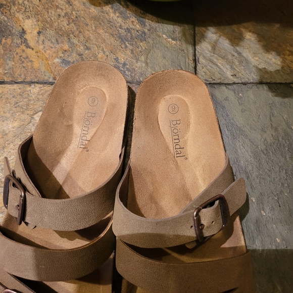 Bjorndal Sandals - Picture 3 of 5
